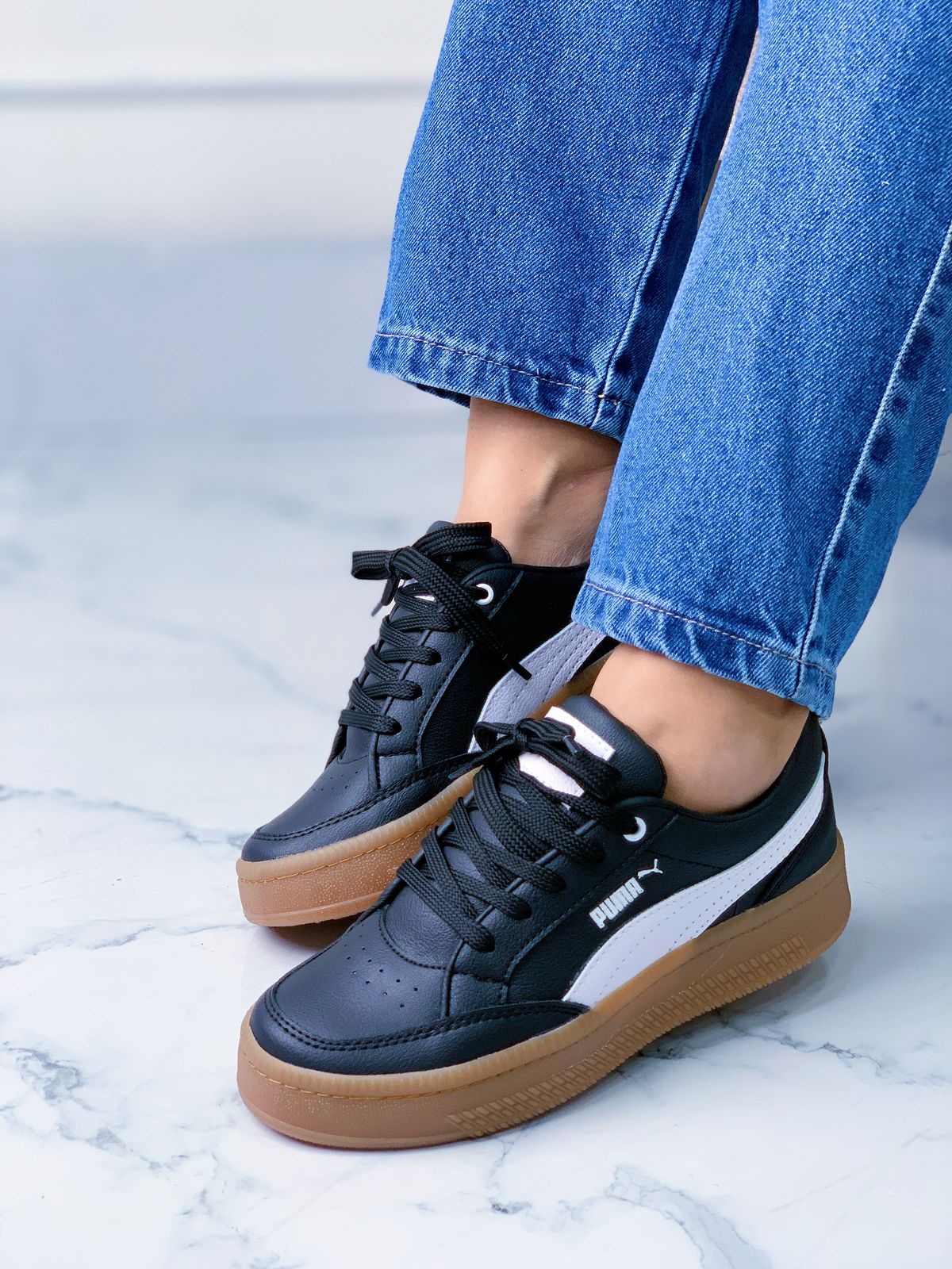 Zapatillas Puma Clásicas – Estilo y Comodidad que se Destaca